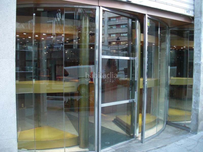 Foto 53d5592c-60ab-4350-809d-d0a24342200e. Geschäftsraum in Plaza España - Corte Inglés Vigo