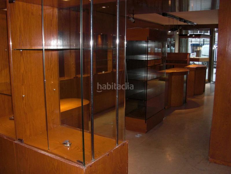 Foto 9c1bd1c8-9365-45a2-85a8-5e8b23e98b24. Geschäftsraum in Plaza España - Corte Inglés Vigo