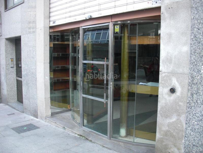 Foto c66c2dae-9d15-44a8-b8f7-36f205b48d18. Geschäftsraum in Plaza España - Corte Inglés Vigo