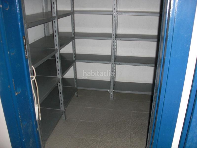 Foto d7810ea0-e69e-4b71-ae2c-3ad16155a21f. Geschäftsraum in Plaza España - Corte Inglés Vigo