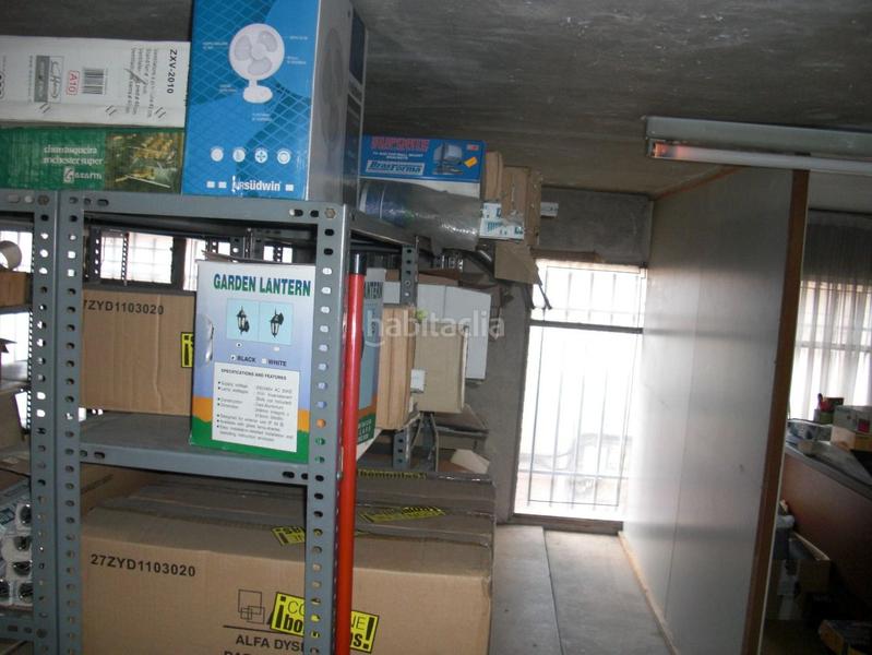 Foto d44c4414-ac9b-431a-bcb2-d0333c4f740d. Alquiler local comercial alquiler local calle vía norte ideal ferretería. en Vigo