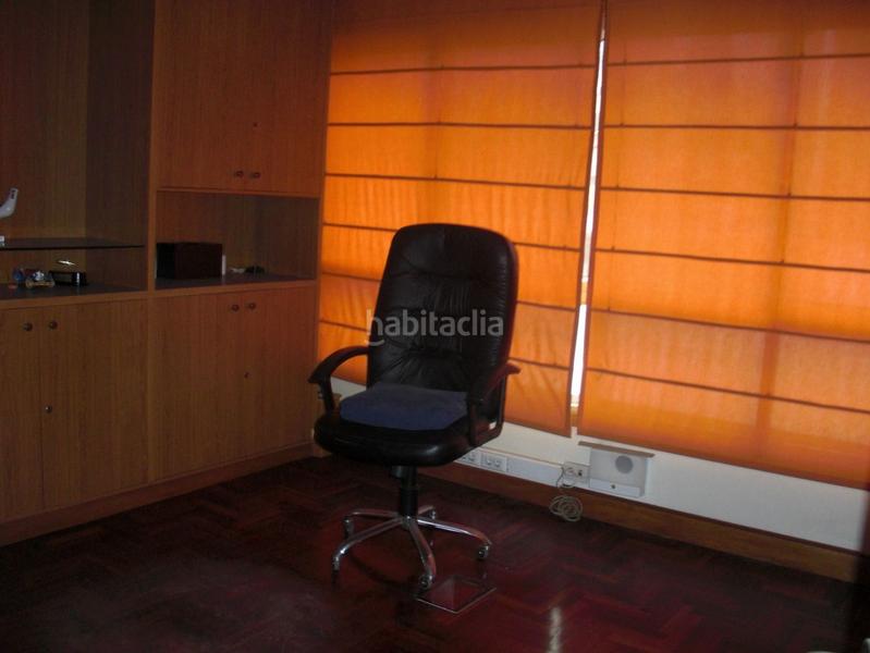 Foto eb6fd67a-7b38-4c69-bd62-5ce5444abb8b. Affitto locale commerciale in As Travesas - Balaidos Vigo