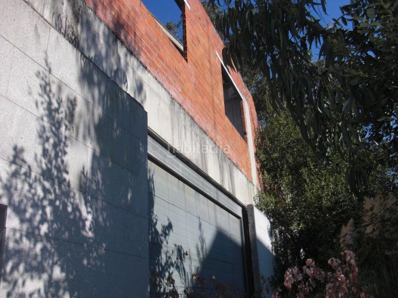 Foto b5eb4142-d637-479c-a322-5a3ab3f5a989. Fabrikhalle in Coruxo - Oia - Saiáns Vigo