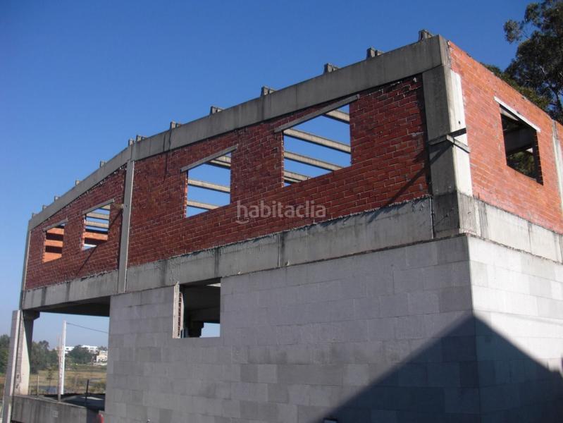 Foto f9240b9b-2515-40b7-bb24-4bb4e2b80993. Fabrikhalle in Coruxo - Oia - Saiáns Vigo