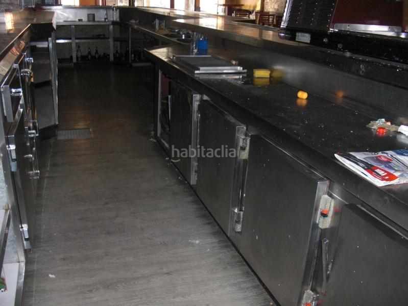 Foto 152d8f17-0e03-4c7c-9305-ec21014d1ae1. Lloguer local comercial a travesía de Vigo - san xoán Vigo