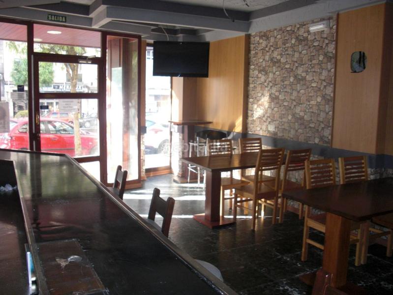 Foto 49d9b101-7c67-4802-b0f2-b07c3cffd341. Lloguer local comercial a travesía de Vigo - san xoán Vigo