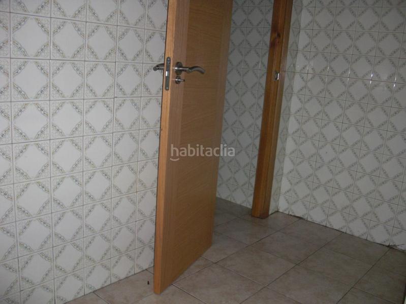 Foto b673aff7-5df0-428f-a942-8f5ad5e4e79d. Lloguer local comercial a travesía de Vigo - san xoán Vigo