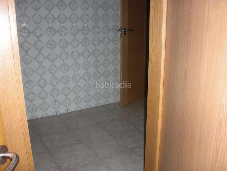 Foto b6143895-7734-4204-9655-2de016b1d874. Location local commercial dans travesía de Vigo - san xoán Vigo