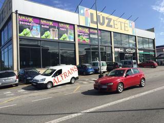 Location Local commercial  Po-552. Alquiler local carretera camposancos ideal actividad.