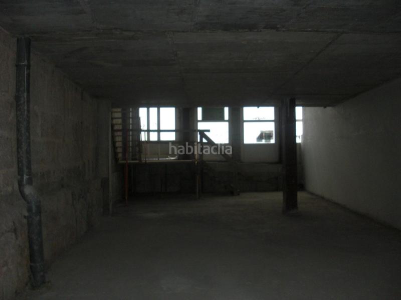 Foto f4a14f66-c3a1-4fa6-bd76-4c1fd22a941f. Local commercial dans Centro - Areal Vigo