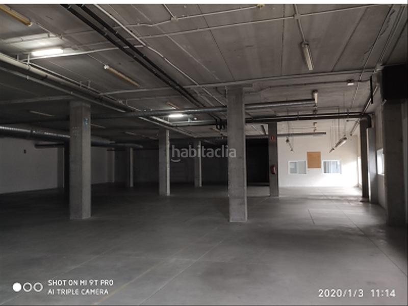 Foto 7bfca731-b4da-4d5f-b00b-e59558fd4dcd. Fabrikhalle in Valadares - Beade Vigo