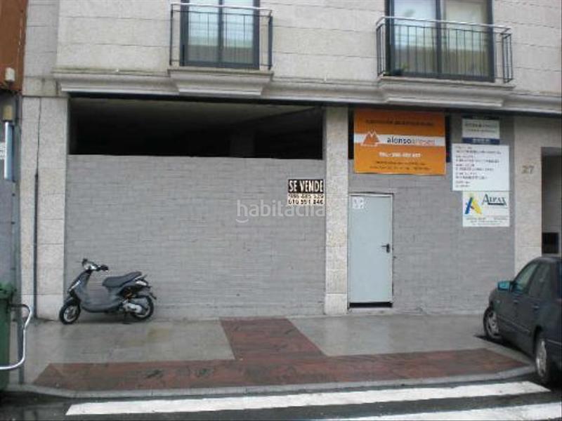 Foto 966cec41-cf95-4c86-a559-8c06f9afe21b. Locale commerciale in As Travesas - Balaidos Vigo