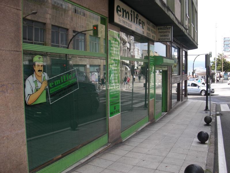 Foto d71f6727-6882-455b-848b-3771f2f777f0. Alquiler local comercial alquiler local calle falperra-pi y margall. en Vigo