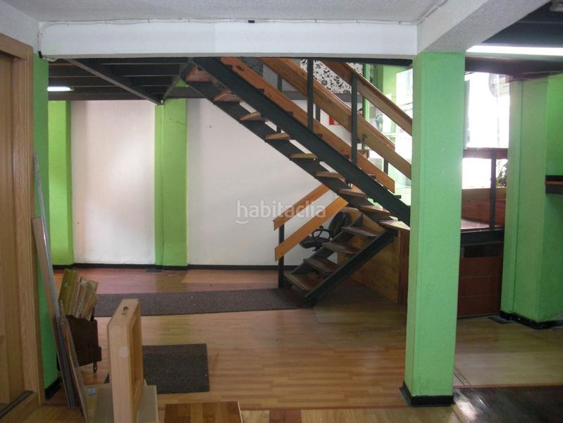 Foto 75bbe059-f5ae-4acf-9bc3-a32659a7cfd6. Lloguer local comercial a Camelias - Pi y Margall Vigo