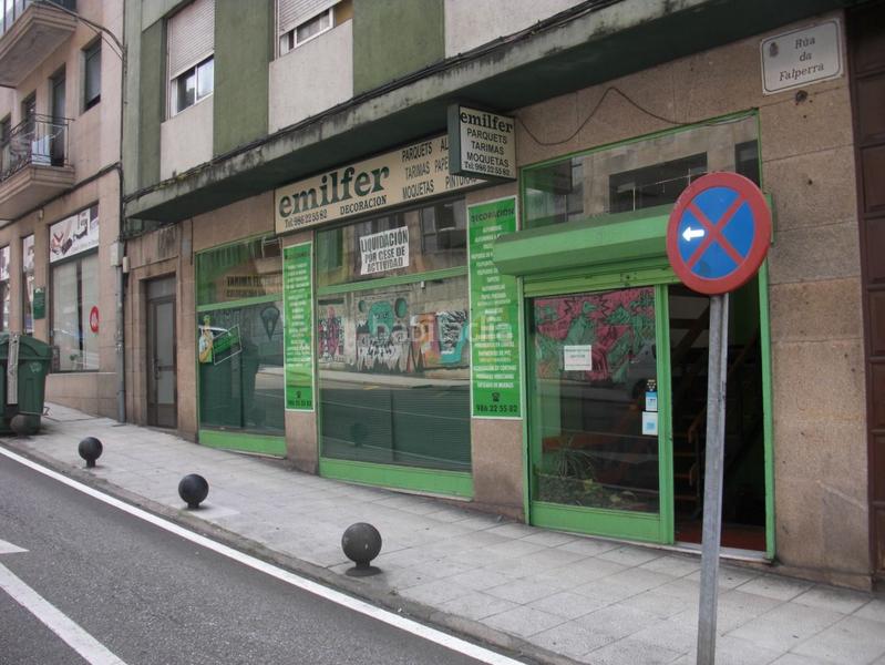 Foto 86db1b9a-5bdf-4bf2-a2b2-bd57b44369a7. Rent business premise in Camelias - Pi y Margall Vigo