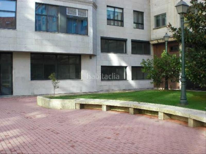 Foto 9a4b1ae9-0d33-4b5b-859a-8d9e5982070e. Affitto locale commerciale in O Castro Vigo