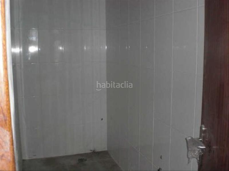 Foto 4097c5da-5315-469c-8971-f0f3fd810a73. Lloguer local comercial a O Castro Vigo