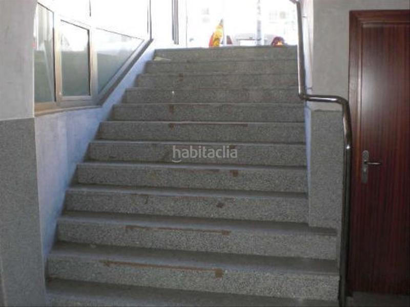 Foto 301b2677-ee6d-42b5-aad3-6ba8b67cce0f. Rent business premise in O Castro Vigo