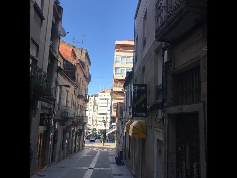 Foto 7b86ec98-ab7b-4c9a-b37e-7e85a759c8a3. Rent business premise in Plaza España - Corte Inglés Vigo