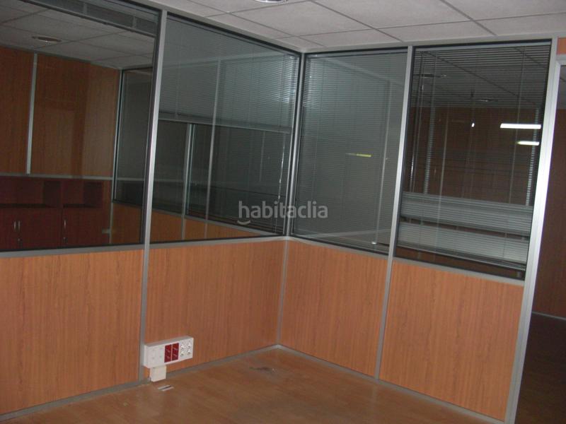 Foto cf702fce-5d2f-42ef-be16-94ec1d991fa6. Alquiler nave industrial alquiler nave avda. madrid-puxeiros. en Vigo