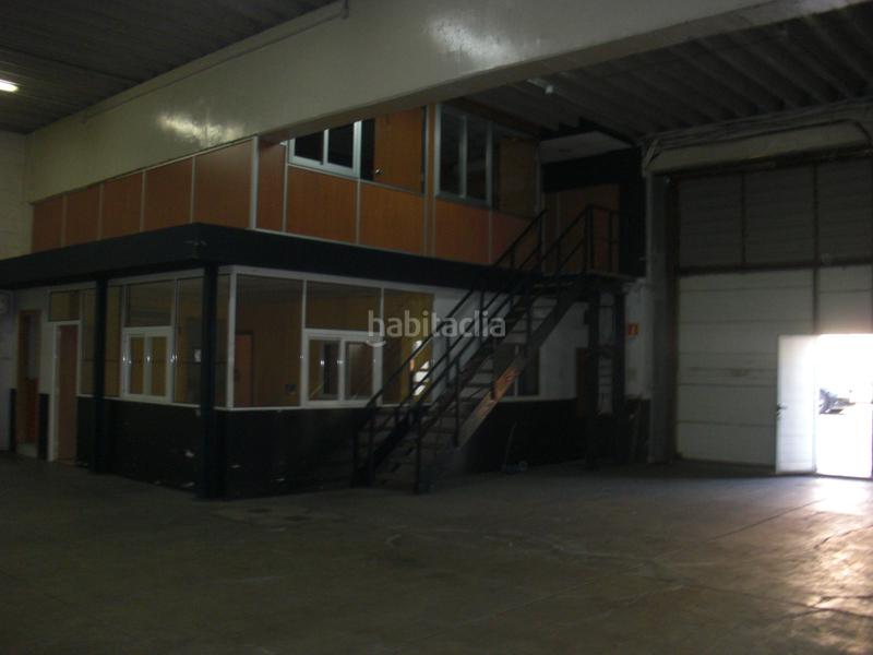 Foto 52c82f5d-e61a-4b1f-b7c5-54f8942366fe. Location bâtiment à usage industriel dans Cabral - Candeán Vigo