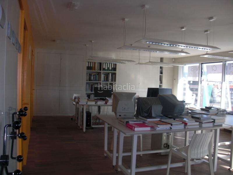 Foto 55028bab-c669-4d11-b770-52b50aee00fa. Oficina amb calefacció a Centro - Areal Vigo