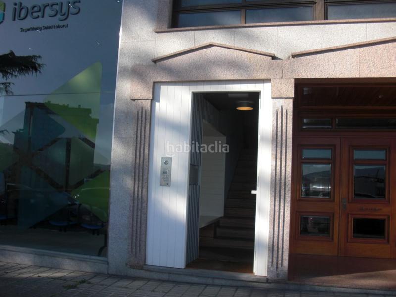 Foto 61bc86af-d409-49dd-959e-7124356110df. Oficina amb calefacció a Centro - Areal Vigo