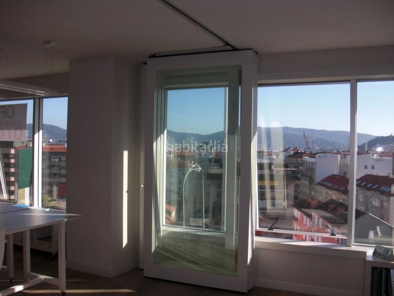 Foto 710f61d2-28be-44f0-a1fd-cd331aadab38. Oficina amb calefacció a Centro - Areal Vigo