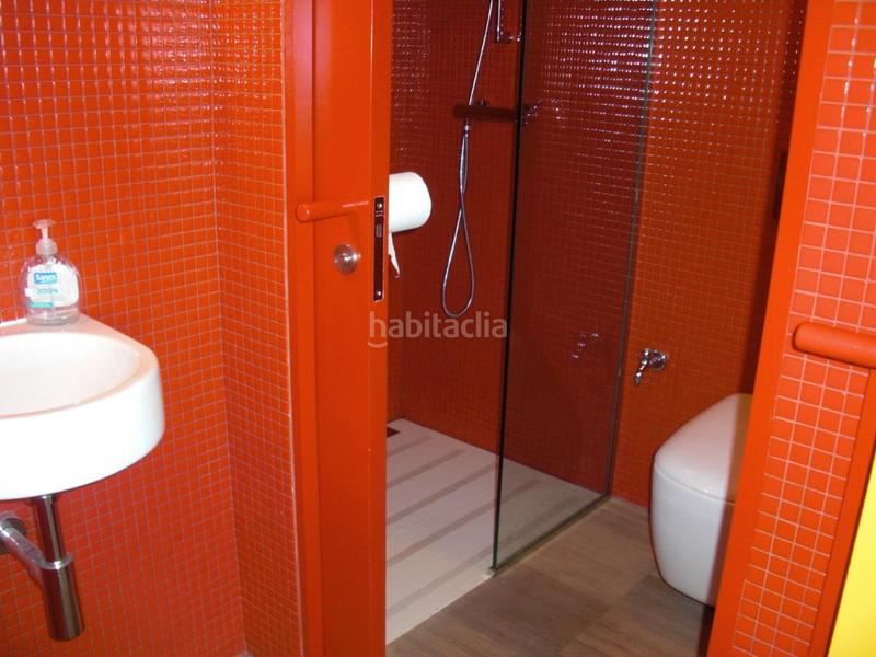 Foto e50e1dd7-469b-4b4d-96d3-d8491bf52324. Oficina amb calefacció a Centro - Areal Vigo