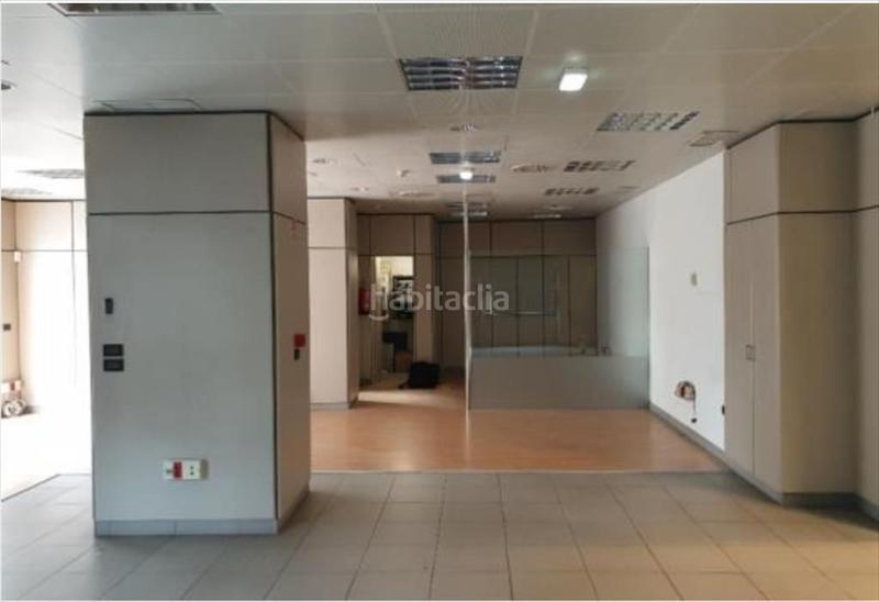 Foto a3a0ae20-9cf6-4db4-8743-a1ad290199fb. Locale commerciale in As Travesas - Balaidos Vigo