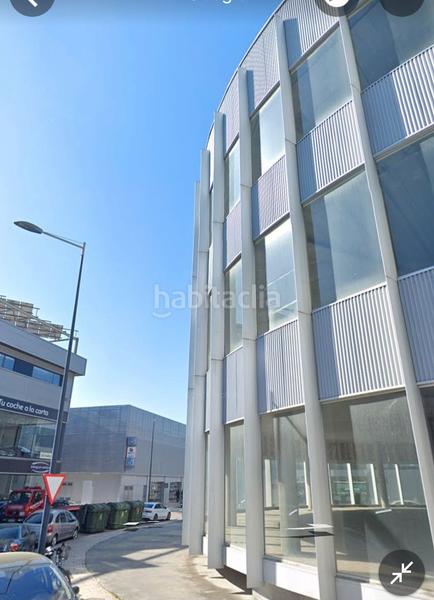 Foto 863b1812-c157-4b61-837f-2fecf8b80f83. Lloguer local comercial a Lavadores Vigo