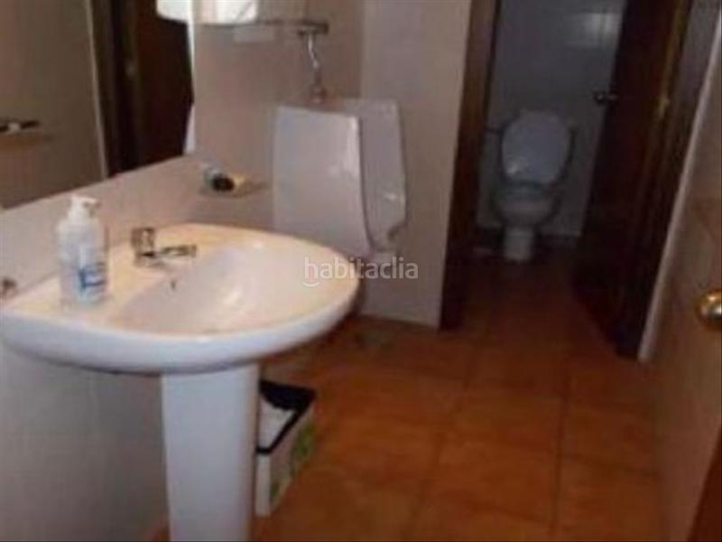 Foto 6197eb68-0abd-4d3e-a120-b8d7dd56d953. Alquiler local comercial venta local calle dr. carracido-zona calvario. en Vigo