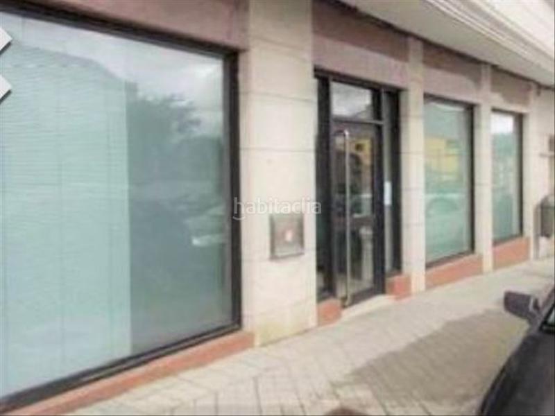 Foto 7905f54c-2c15-465f-82e2-278b4edc16b6. Alquiler local comercial venta local calle dr. carracido-zona calvario. en Vigo