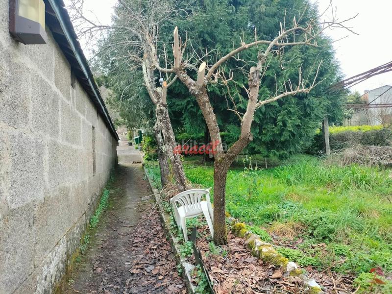 Foto d5c1a724-3cd6-49f1-a074-e646838421cd. Chalet mit parking in Ventiun Ourense