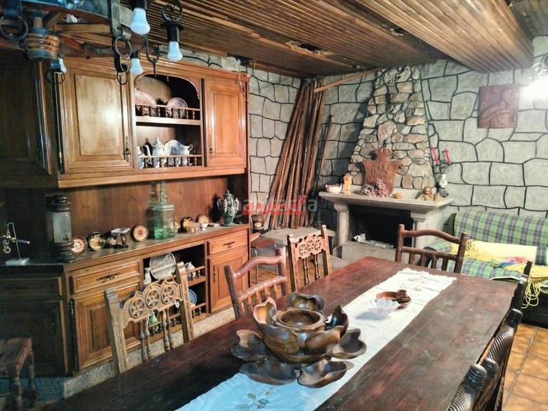 Foto 13dd2c75-a39d-4c79-a077-f71c36621623. Chalet with parking in Ventiun Ourense