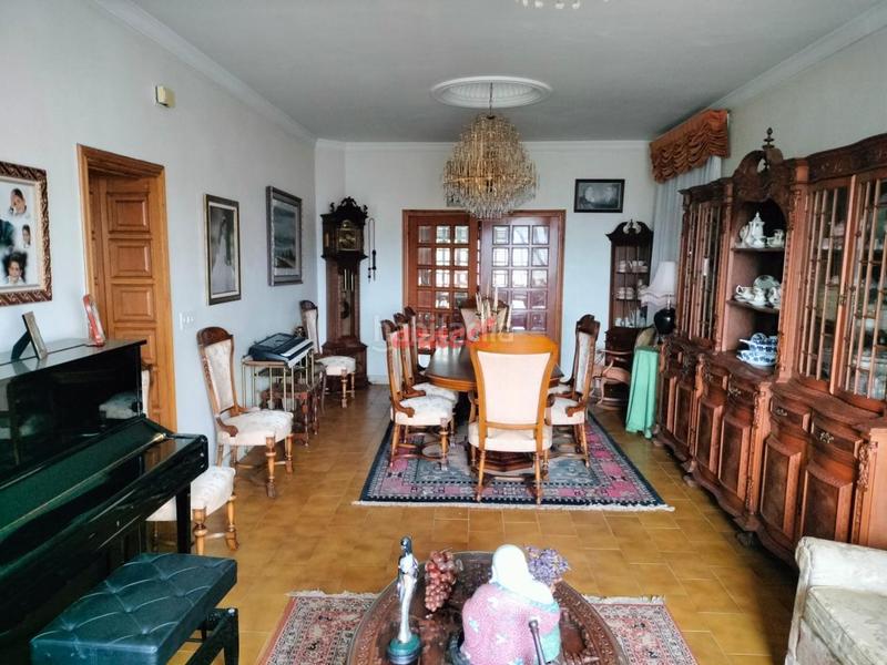 Foto eff43562-6f5d-42b0-9153-209d84daab00. Chalet avec parking dans Ventiun Ourense