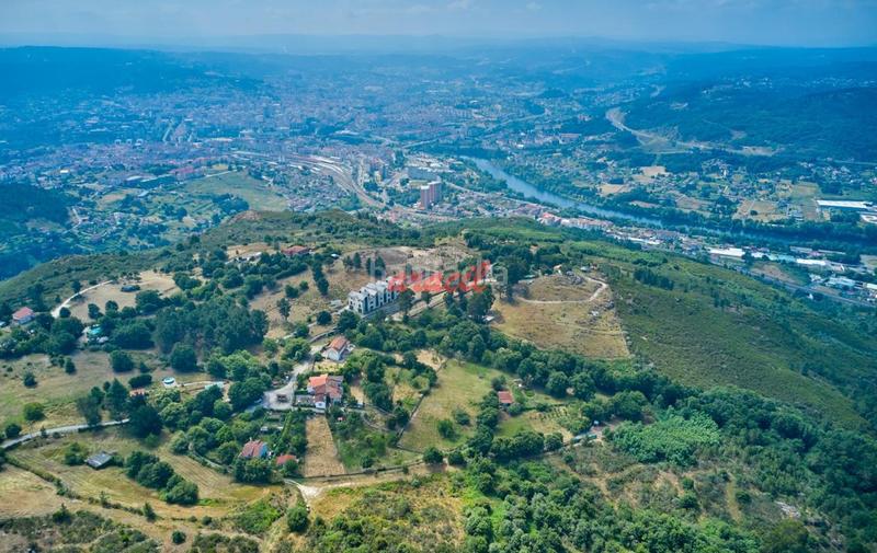 Foto 6767947a-3d99-4760-a370-f764243aeb75. Chalet con riscaldamento parcheggio in Ventiun Ourense