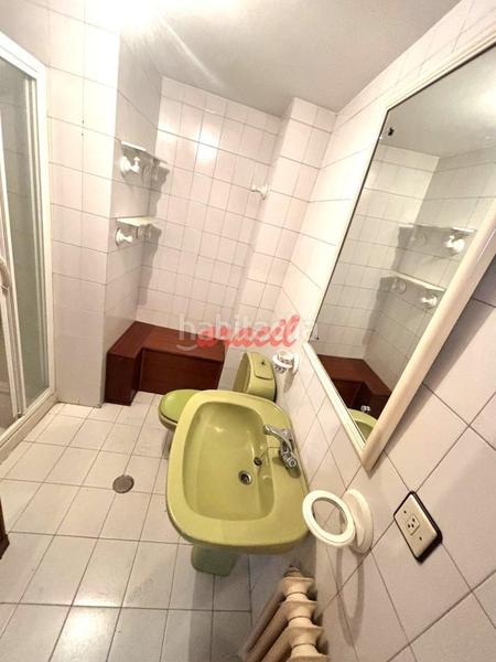 Foto 8ffafc32-a755-482e-be7c-ffe51b9c52f0. Appartamento con riscaldamento parcheggio in Casco Viejo Ourense