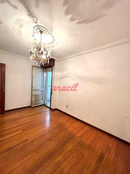 Foto 14eda3a6-b0d7-410c-8550-9022a6b408af. Appartement avec chauffage parking dans Casco Viejo Ourense