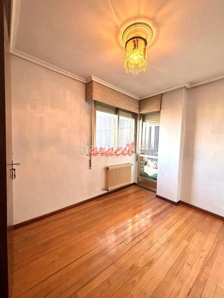 Foto dbfeb31f-2700-4948-a865-06be73076513. Appartement avec chauffage parking dans Casco Viejo Ourense