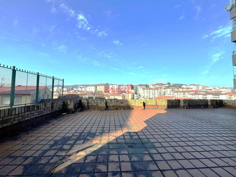 Foto c0237617-43d9-49ca-a434-fbbf6a033ea7. Etagenwohnung mit heizung parking in Casco Viejo Ourense