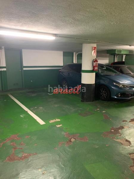 Foto ba3bdd89-4945-4cc3-8bd3-fc3f8076e9f9. Parking coche en Centro Ourense