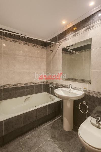 Foto a9ca8a9c-246b-40e3-b1e7-60d5a4e0fcda. Miete etagenwohnung mit heizung parking in Centro Ourense