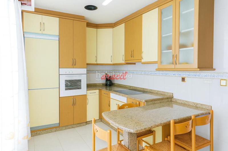 Foto 5982d0fd-284b-457c-b85a-ff859b86d0f2. Alquiler piso en Centro Ourense