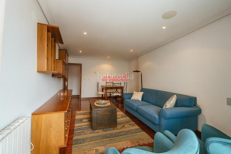 Foto a560d0eb-af1f-4509-b8d8-a885a39bbfd8. Alquiler piso en Centro Ourense