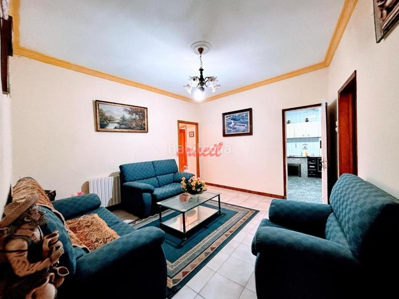 Foto 98c41f06-fac4-4f7b-9bd6-66335ff138bb. Haus mit heizung parking in San Rosendo Ourense