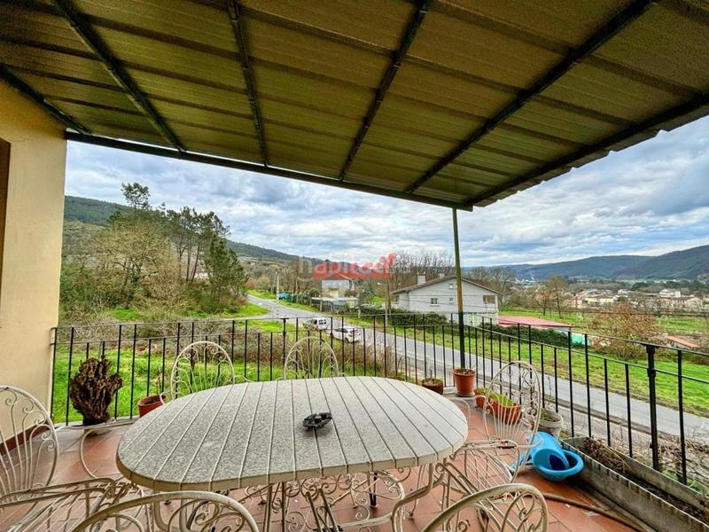 Foto 14a895b1-99e7-4ea3-a16c-4d6ce32f9ac2. House with heating parking in San Rosendo Ourense