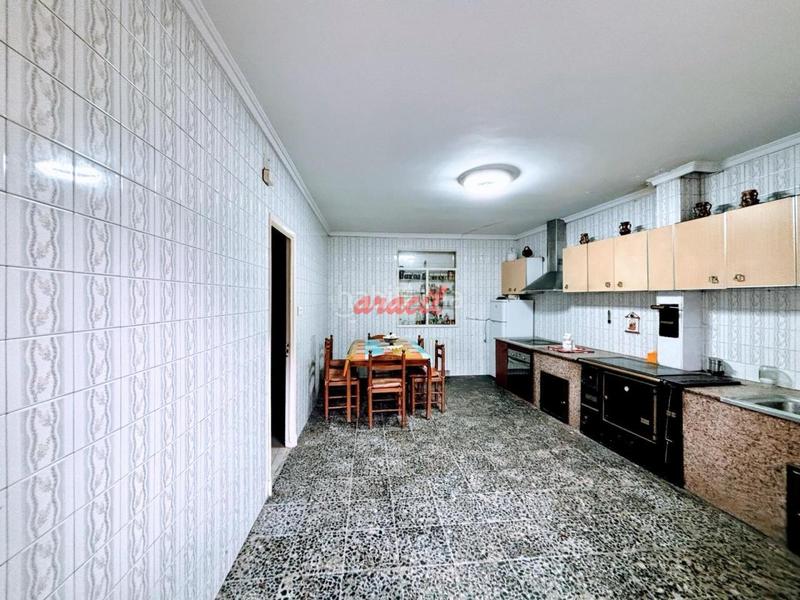 Foto 8a7ca956-38ec-4df4-8457-3aaf98a9636b. House with heating parking in San Rosendo Ourense