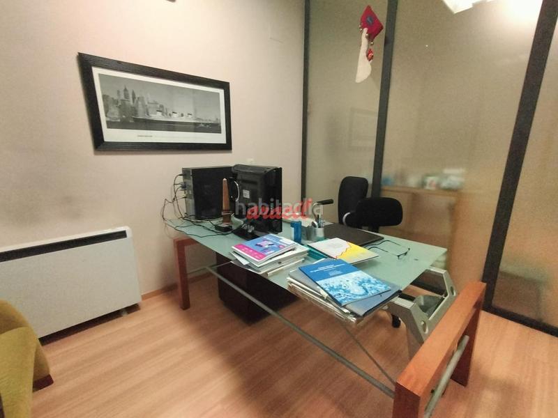 Foto 9201de21-0225-4a4b-9e0b-890dbdd21835. Local comercial en Centro Ourense