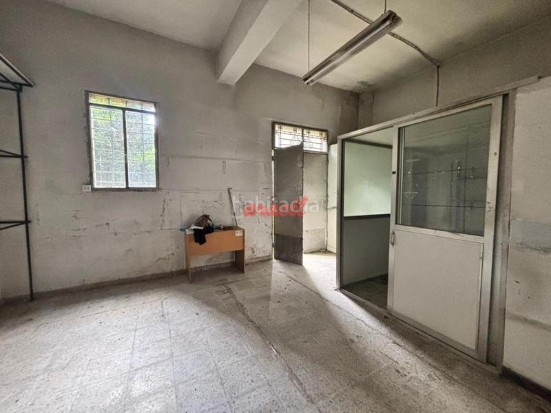 Foto 719af08b-4924-403e-b363-2a3c60bd613a. Locale commerciale in Couto Ourense